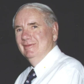 Dr Trevor Scott